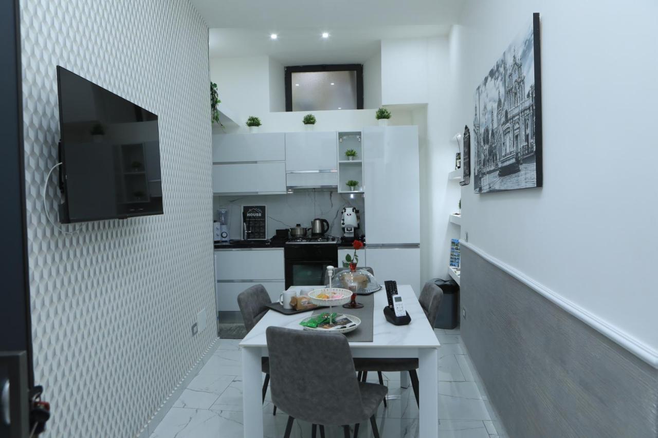 Santi House Διαμέρισμα Κατάνια Εξωτερικό φωτογραφία